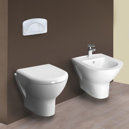 Paire de sanitaires muraux en céramique série Zentrum