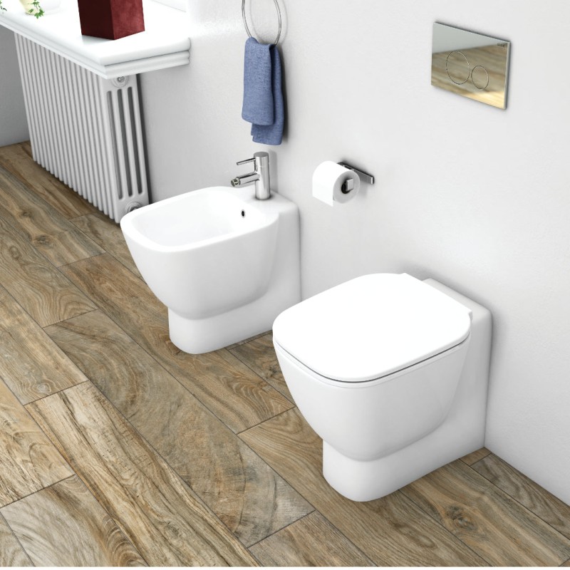 Paire de sanitaires en céramique encastrés dans le mur, de couleur blanche alpine, avec siège - Un - RAK Ceramics Paire de sanitaires en céramique encastrés dans le mur, de couleur blanche alpine, avec siège - Un - RAK Ceramics