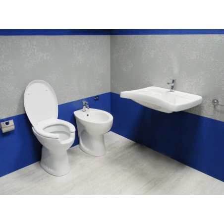 Kit pour handicapés : lavabo, bidet, WC avec siège - Céramique | BuyBath