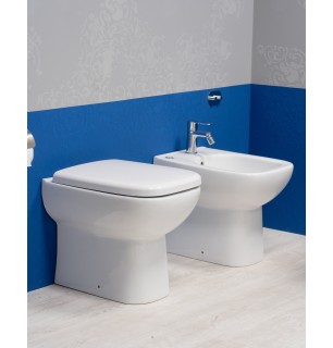 WC encastré avec siège inclus pour la série Origin | Rak Ceramics